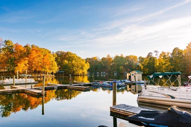 Halesford Harbour Resort Moneta Exterior foto